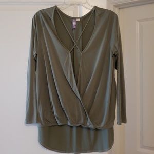 Francesas Long Sleeve Cris Cross Front Top